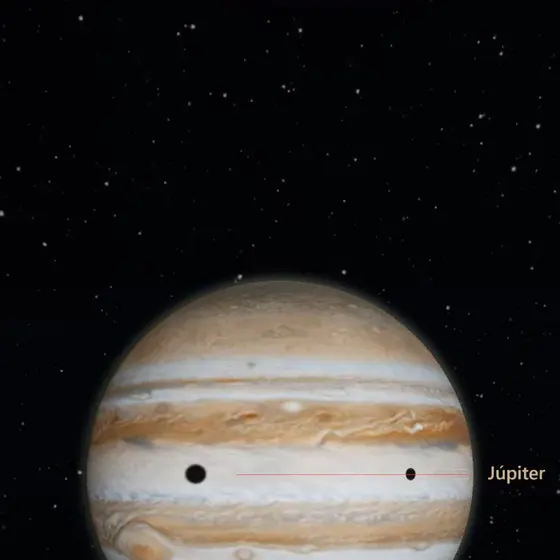 Captura del simulador: Las sombras de Ío y Ganímedes sobre Júpiter